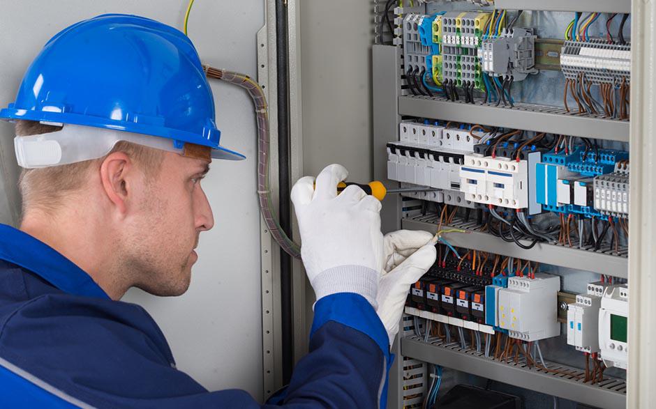 travail électricien Argenteuil